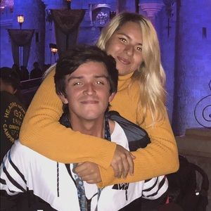 Meet your Posher, Marcmarce